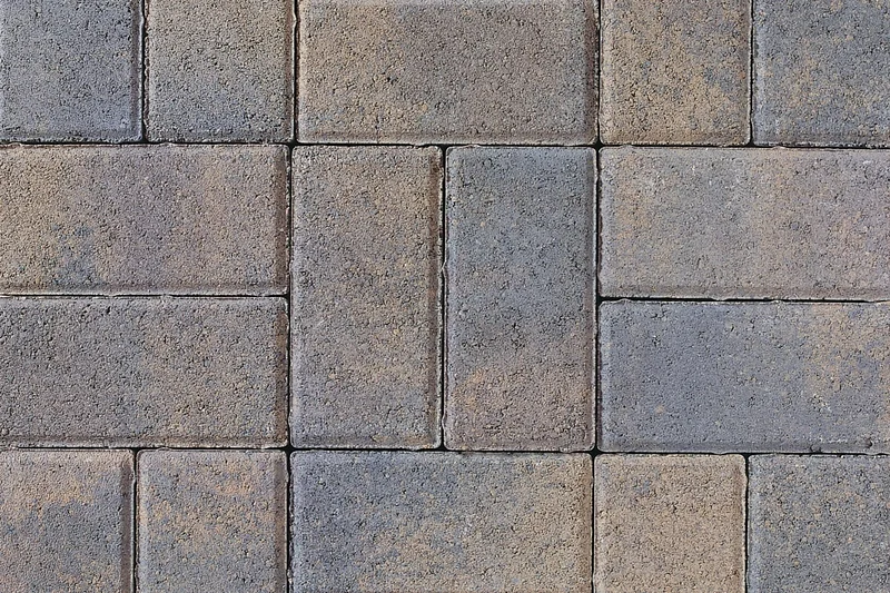 Tobermore Pedesta — Bracken edging sample